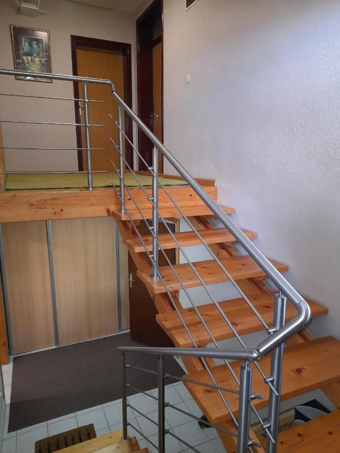 Apartmani Exit 帕莱 外观 照片