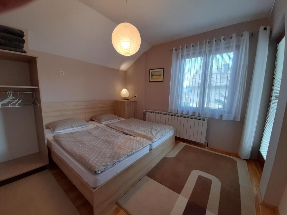 Apartmani Exit 帕莱 外观 照片
